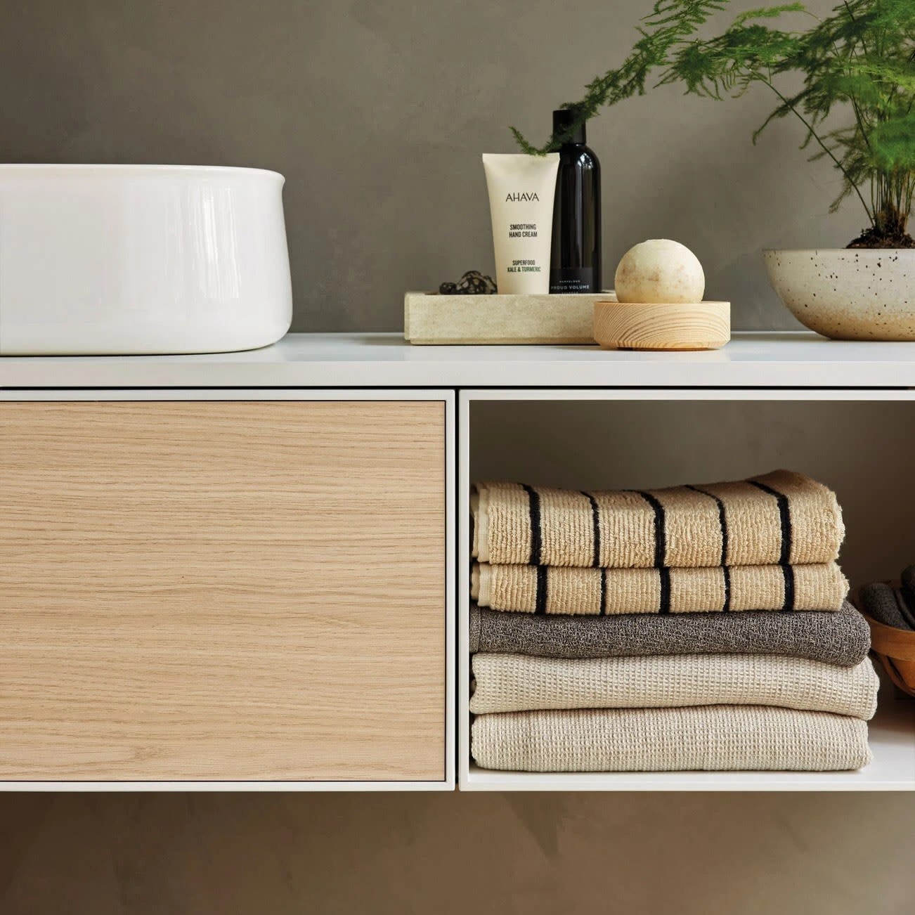 Duravit Zencha Konsolenwaschtischunterbau Mit Zwei Ausschnitten 160 X 44,2 Cm, 4 Auszüge, Mit Zusatzmodul "H" 10 Duravit Zencha Konsolenwaschtischunterbau Mit Zwei Ausschnitten 160 X 44,2 Cm, 4 Auszüge, Mit Zusatzmodul "H" - Image 8