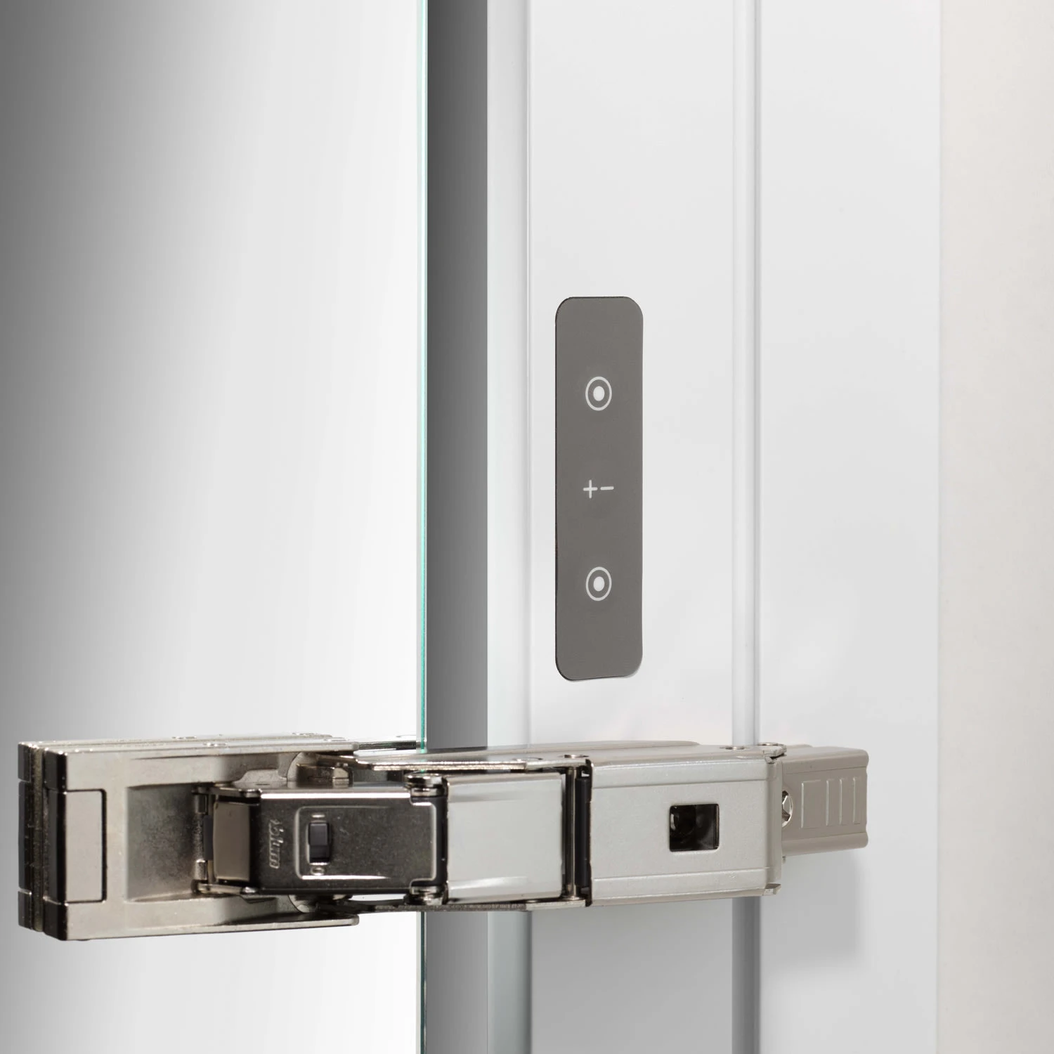 Kronenbach Moon 2.0, 3000K LED-Spiegelschrank 59,5 Cm Mit 2 Türen Und Steckdose Links Unten 3 Kronenbach Moon 2.0, 3000K LED-Spiegelschrank 59,5 Cm Mit 2 Türen Und Steckdose Links Unten