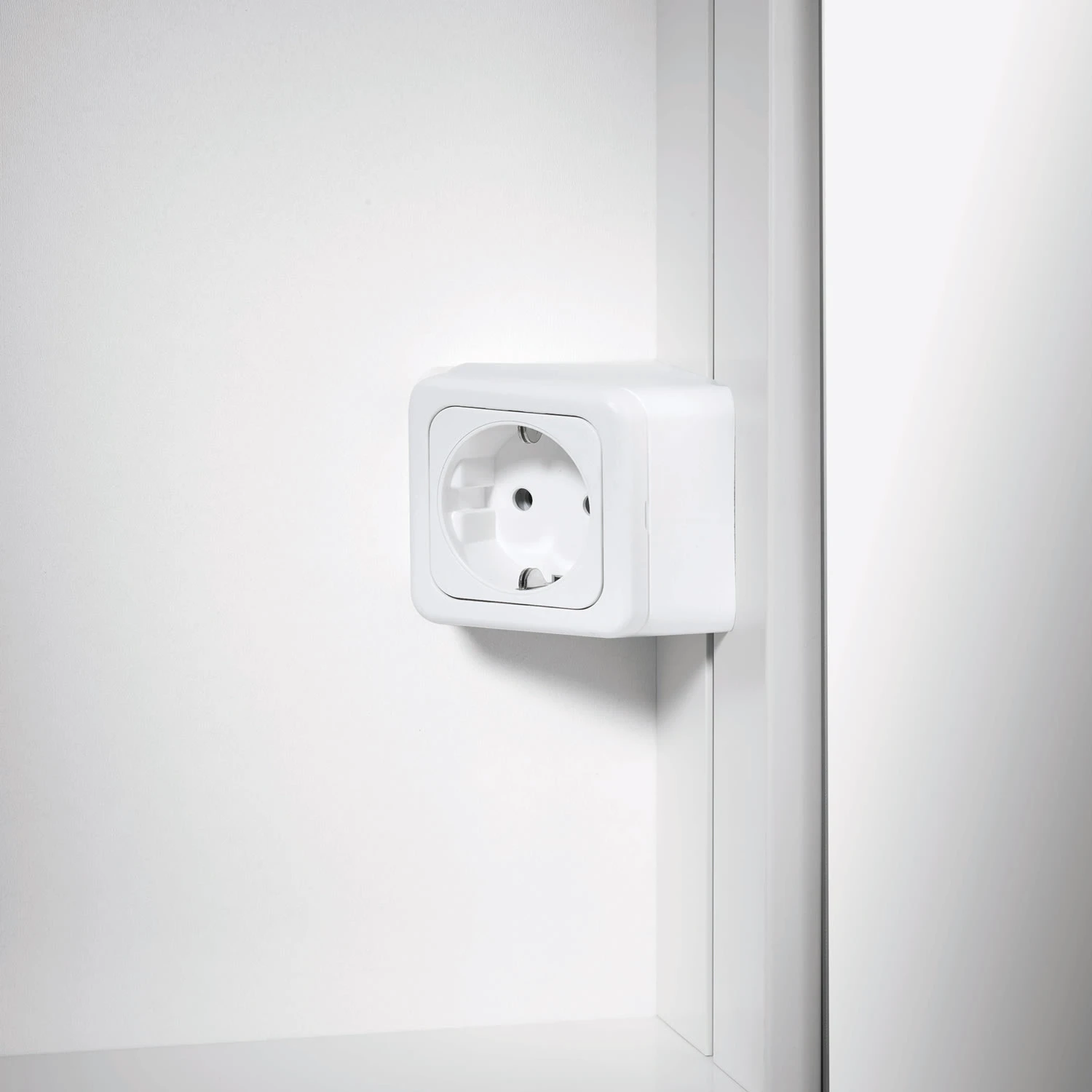 Kronenbach Moon 2.0, 3000K LED-Spiegelschrank 59,5 Cm Mit 2 Türen Und Steckdose Links Unten 4 Kronenbach Moon 2.0, 3000K LED-Spiegelschrank 59,5 Cm Mit 2 Türen Und Steckdose Links Unten - Image 2