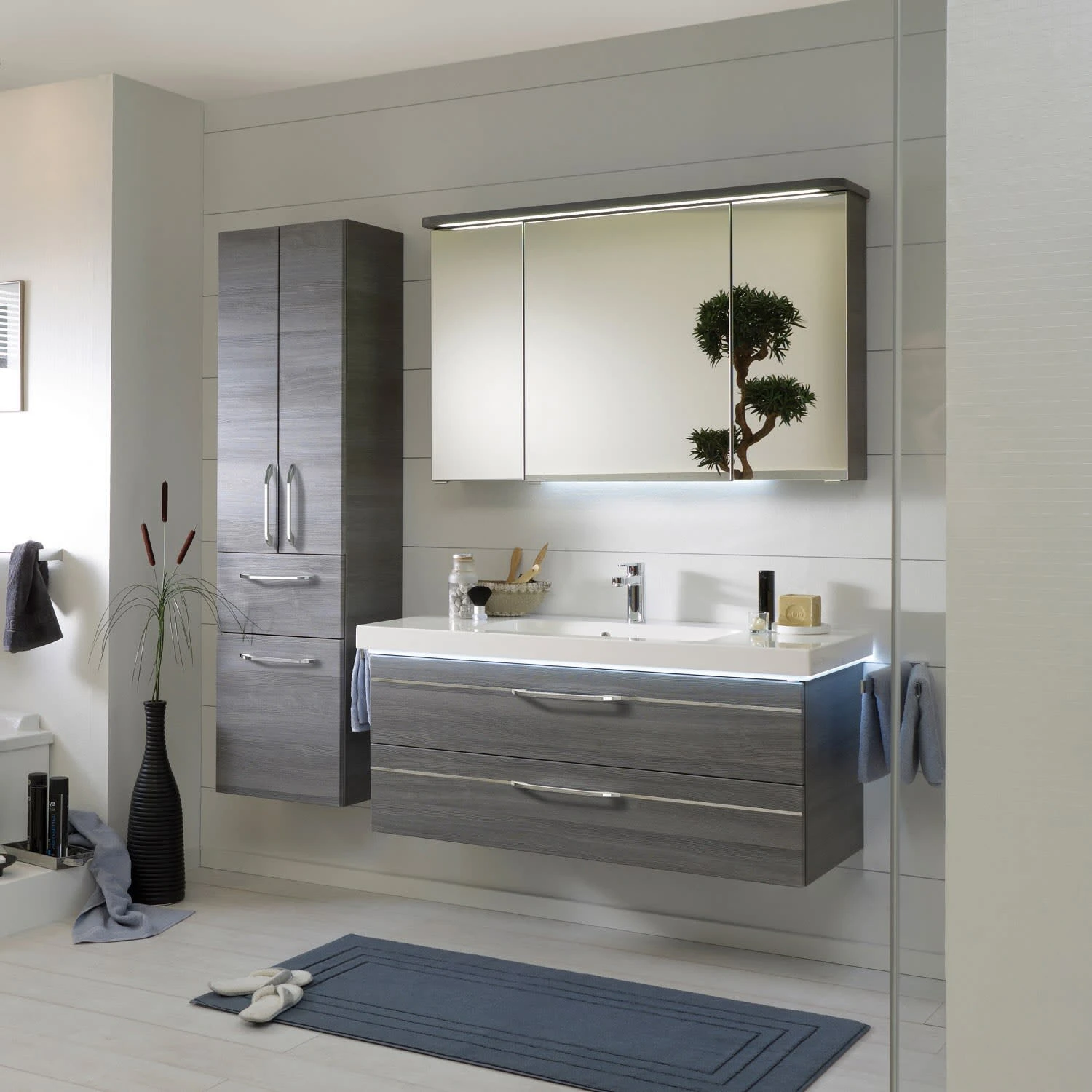 Pelipal Balto Hochschrank 45 X 33 X 168 Cm, Mit 3 Drehtüren Anschlag Rechts, Griff V2 5 Pelipal Balto Hochschrank 45 X 33 X 168 Cm, Mit 3 Drehtüren Anschlag Rechts, Griff V2 - Image 3