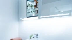 Schneider® Schneider GRACE Line Light Spiegelschrank 150/3/LED, 149,5 X 70 Cm -Duravit Verkaufsgeschäft schneider grace line light spiegelschrank 150 12324847