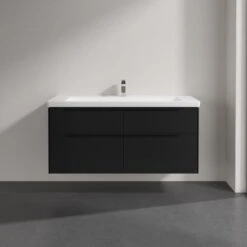 Villeroy & Boch Subway 3.0 Badmöbel-Set 130 Cm Mit Beleuchtung, Griff Volcano Black, 4 Auszüge